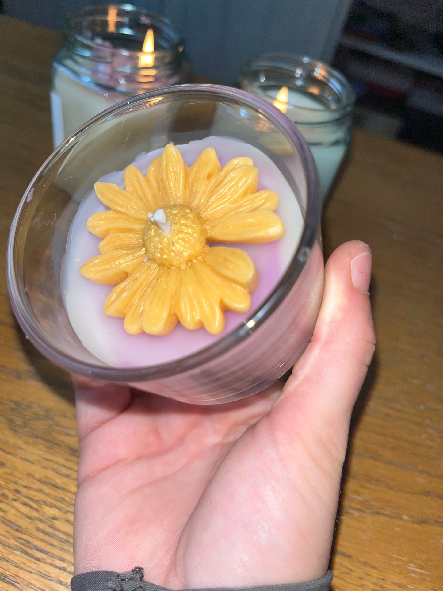 4oz Daisy Candles