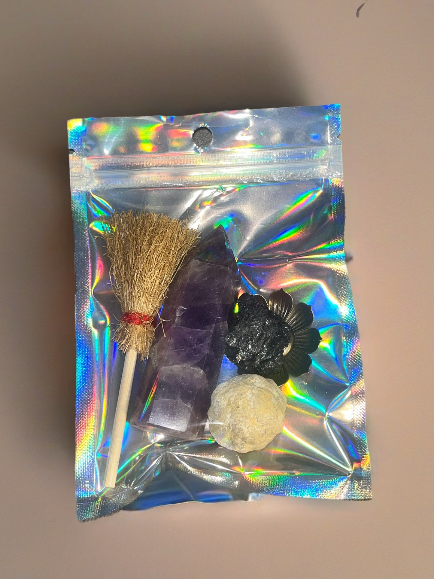 Witch’s Pocket Crystal Kit