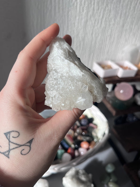 Apophyllite & Zeolite Clusters